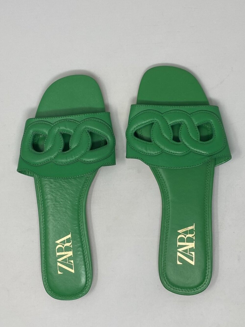Zara Green Slides 39